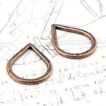 Load image into Gallery viewer, 27mm Antique Copper Hammered Small Drop Hoop Pair
