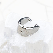 Load image into Gallery viewer, Large Hammered White Bronze Plate Pinch Bail
