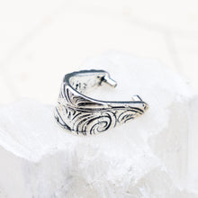 Load image into Gallery viewer, Large Floral Antique Silver Pinch Bail
