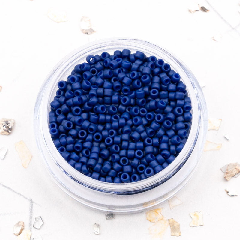 15/0 Semi-Glazed Midnight Blue Round Seed Beads