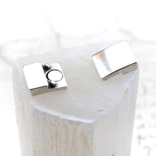 Load image into Gallery viewer, 10mm Slick Silver Magnetic Clasp for Flat Leather

