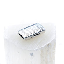 Load image into Gallery viewer, 10mm Southwest Antique Silver Magnetic Clasp for Flat Leather
