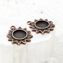 Load image into Gallery viewer, 22mm Antique Copper Sunflower with Bezel Charm Pair
