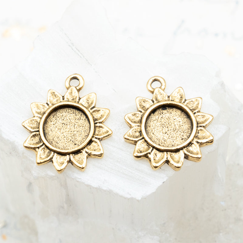 22mm Antique Gold Sunflower with Bezel Charm Pair