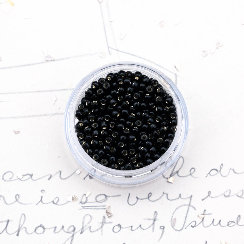 11/0 Black Diamond Silver Lined Round Seed Beads