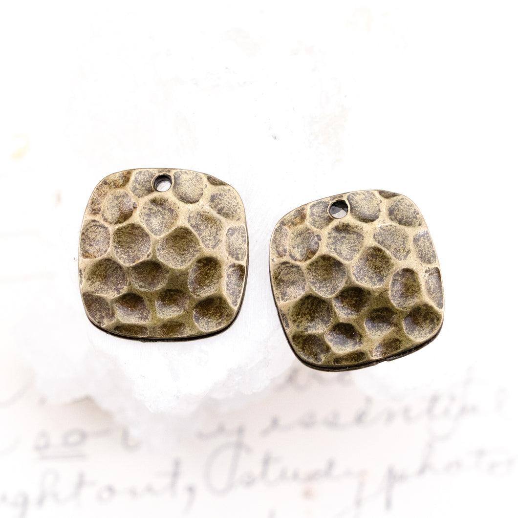 19mm Antique Brass Hammered Square Charm Pair