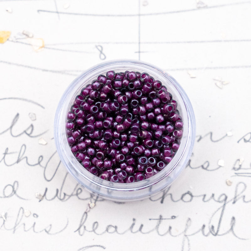 11/0 Magenta Lined Grey Round Seed Beads