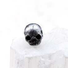Load image into Gallery viewer, Green Girl Partial Skull Bead
