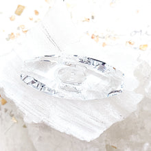 Load image into Gallery viewer, 32mm Clear Premium Crystal Dufflecoat Button
