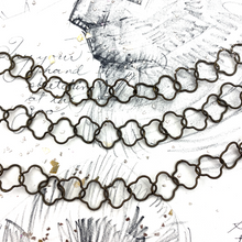 Load image into Gallery viewer, Antique Brass Quatrefoil Chain - 2 Feet
