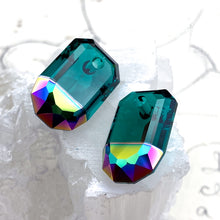 Load image into Gallery viewer, 22mm Emerald Premium Crystal Charm Pair
