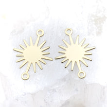 Load image into Gallery viewer, 20mm Starburst Gold Link Pair

