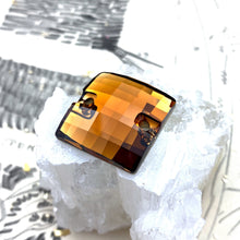 Load image into Gallery viewer, 24mm Smoked Topaz Checkerboard Premium Crystal Link
