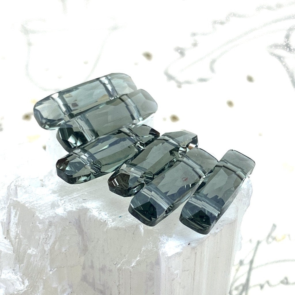  19x5mm Black Diamond 2-Hole Column Beads - 6pcs