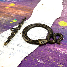 Load image into Gallery viewer, Snake Antique Bronze Toggle Clasp 
