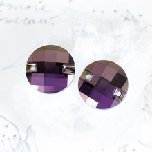 Load image into Gallery viewer, 20mm Lilac Shadow Round Checkerboard Premium Crystal Link Pair
