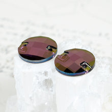 Load image into Gallery viewer, 20mm Lilac Shadow Round Checkerboard Premium Crystal Link Pair
