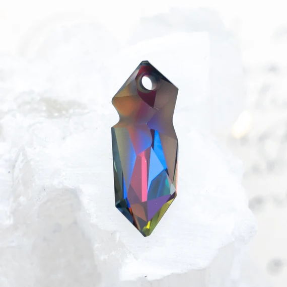 28mm Volcano Premium Crystal Pendant
